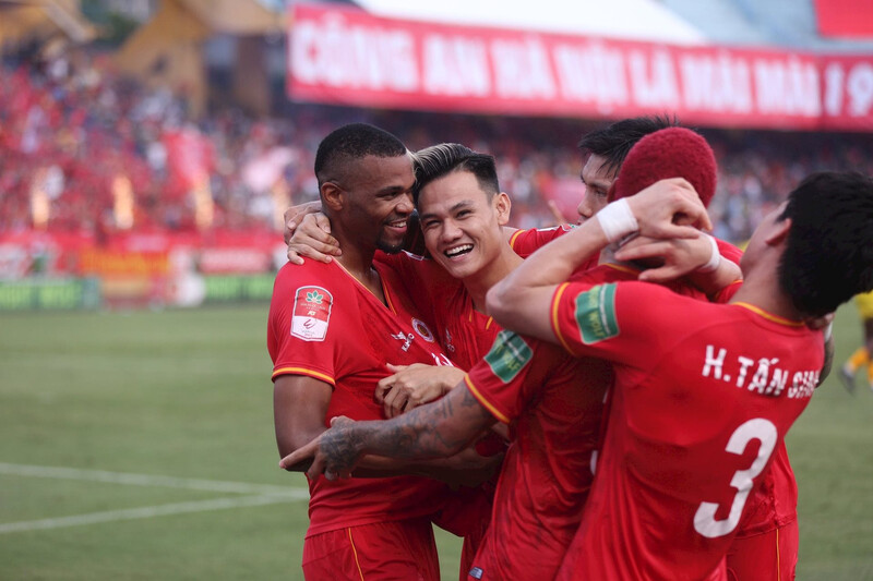 kết quả bóng đá Việt Nam mùa giải 2023 - 2024